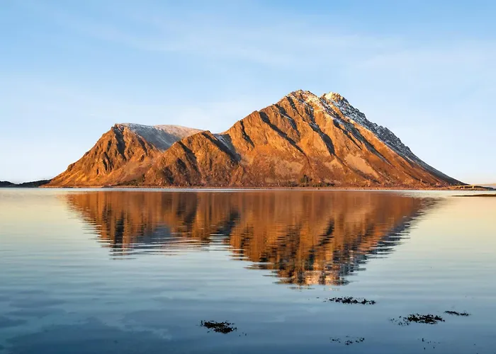 Semesterbostad Lyngvaer Sunrise - Jacuzzi - No 11 Lyngværet