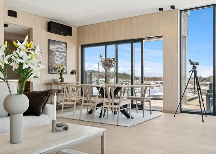 Lyngvaer Sunrise - Jacuzzi - No 11 * Lyngværet